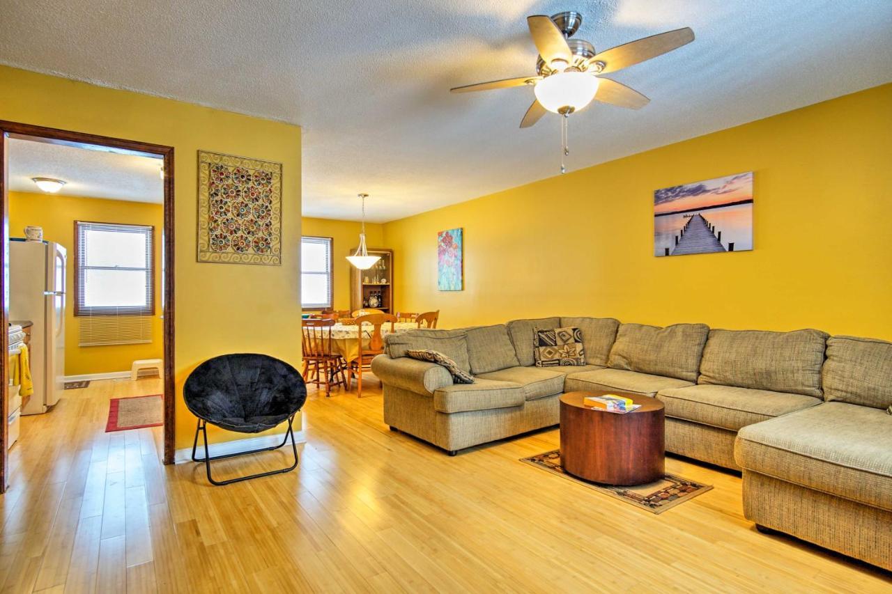 Wooded Twin Lakes Retreat 13 Mi To Lake Michigan! Ngoại thất bức ảnh