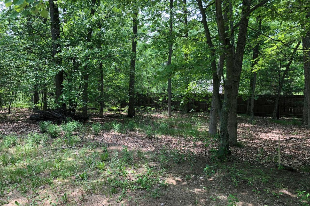 Wooded Twin Lakes Retreat 13 Mi To Lake Michigan! Ngoại thất bức ảnh
